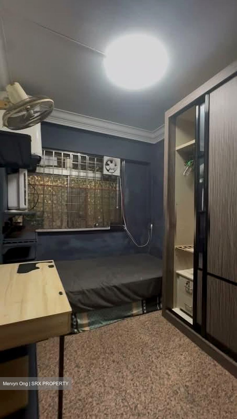 Blk 162 Yung Ping Road (Jurong West), HDB Executive #591220301